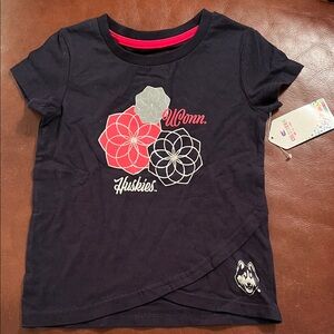 NWT University of Connecticut Huskies Youth T-Shirt